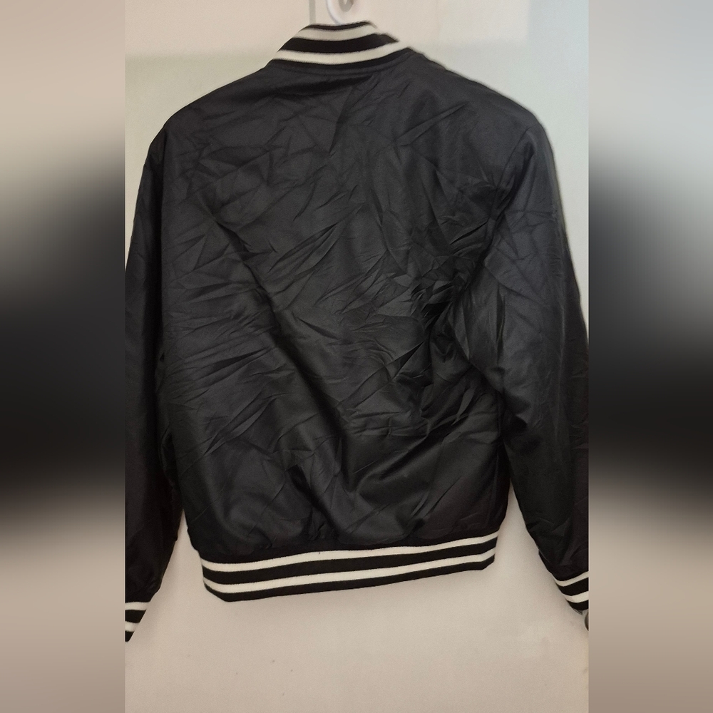 Aritzia TNA Stadium Jacket Sz.XS BLACK - Picture 5 of 9